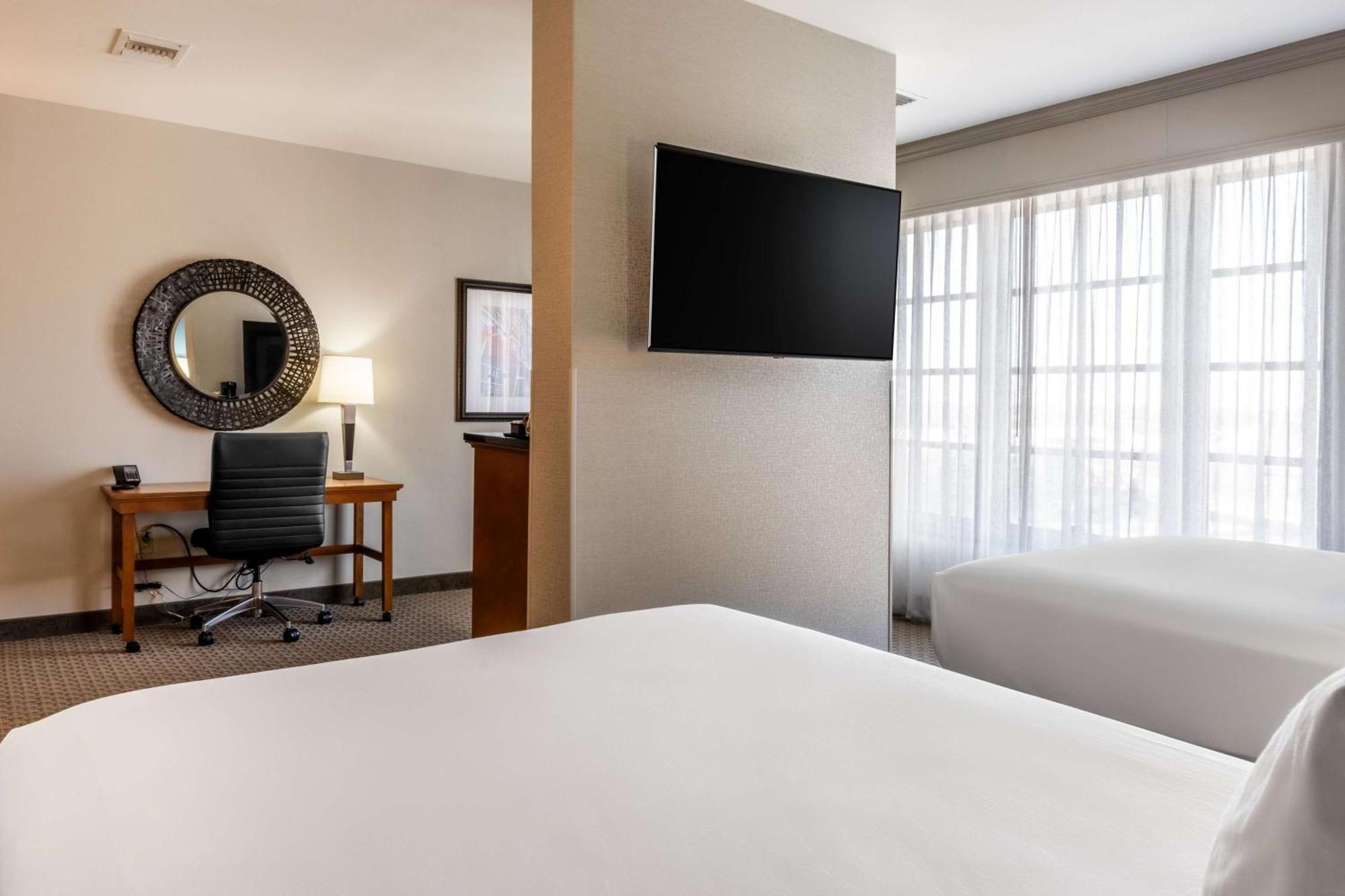Drury Plaza Hotel Broadview Wichita Ngoại thất bức ảnh