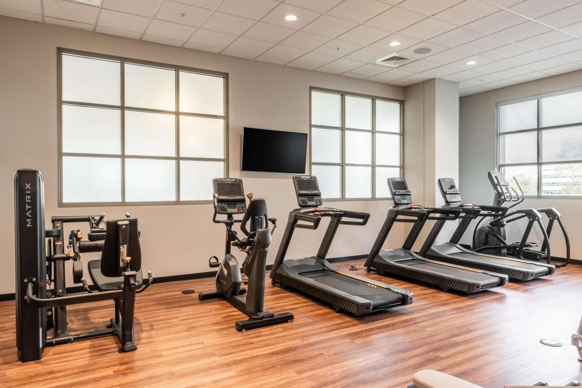 Drury Plaza Hotel Broadview Wichita Ngoại thất bức ảnh