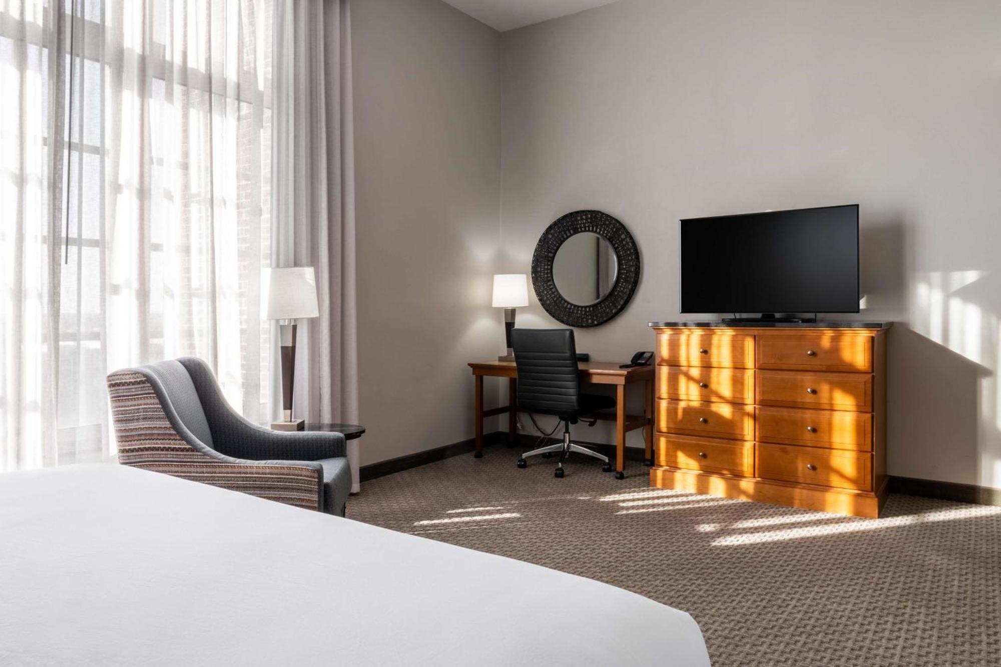 Drury Plaza Hotel Broadview Wichita Ngoại thất bức ảnh
