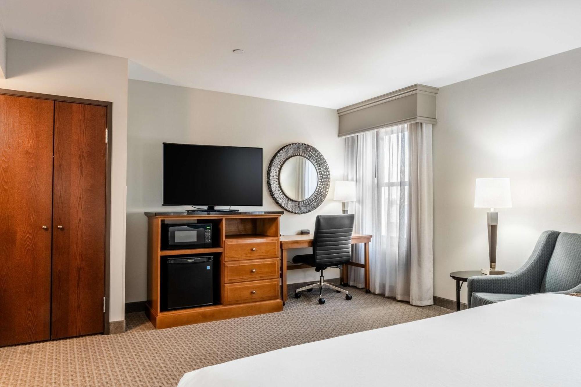 Drury Plaza Hotel Broadview Wichita Ngoại thất bức ảnh