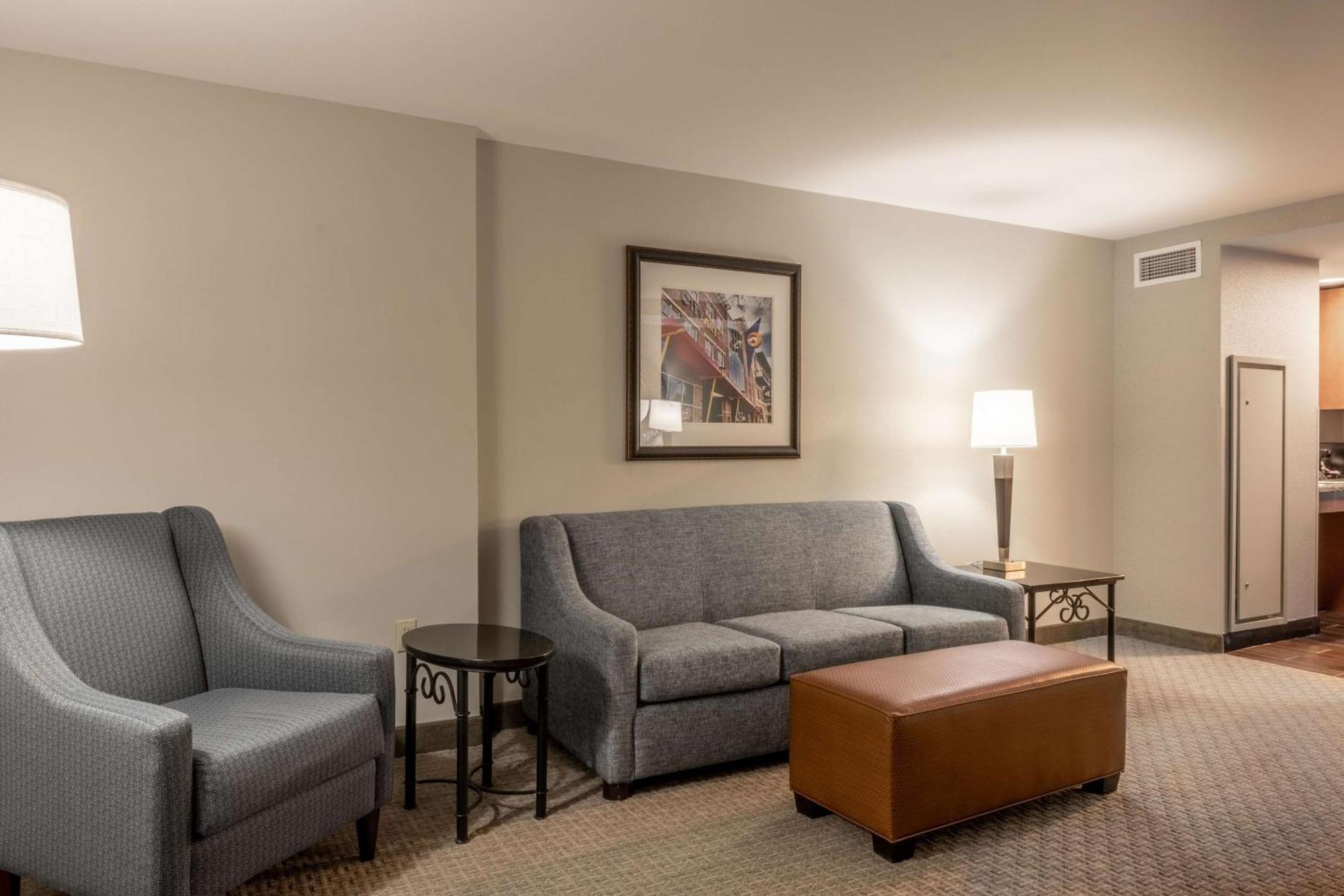 Drury Plaza Hotel Broadview Wichita Ngoại thất bức ảnh