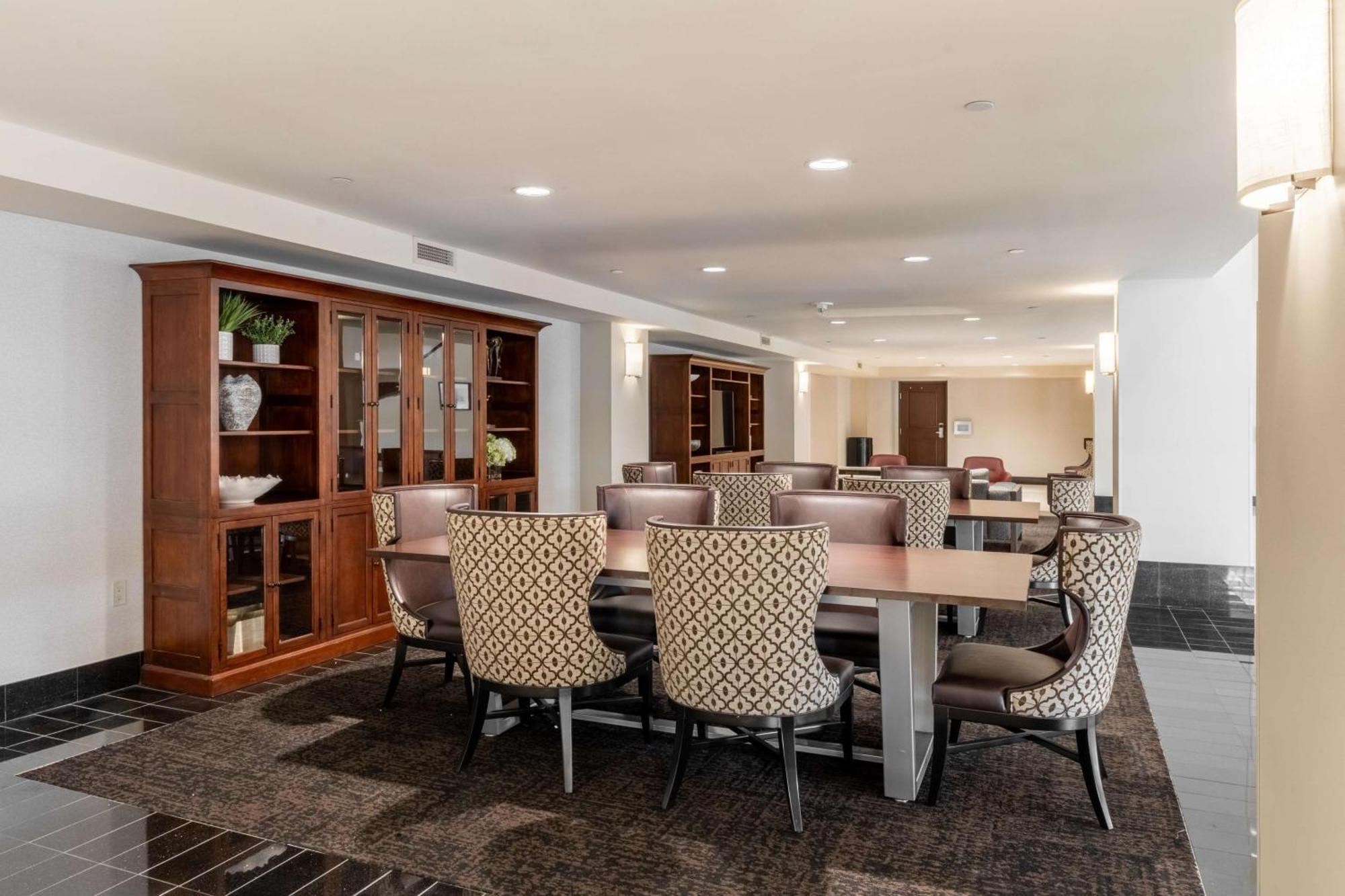 Drury Plaza Hotel Broadview Wichita Ngoại thất bức ảnh